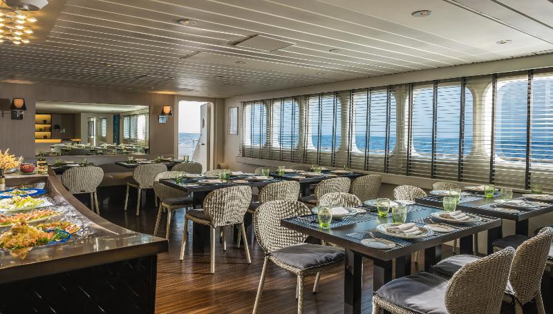 Resort Four Seasons Maldives At Kuda 5*