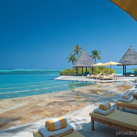Four Seasons Resort Maldives At Kuda Huraa 
