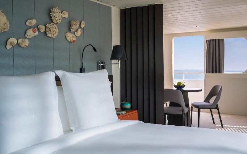 Курортний комплекс Four Seasons Maldives At Kuda